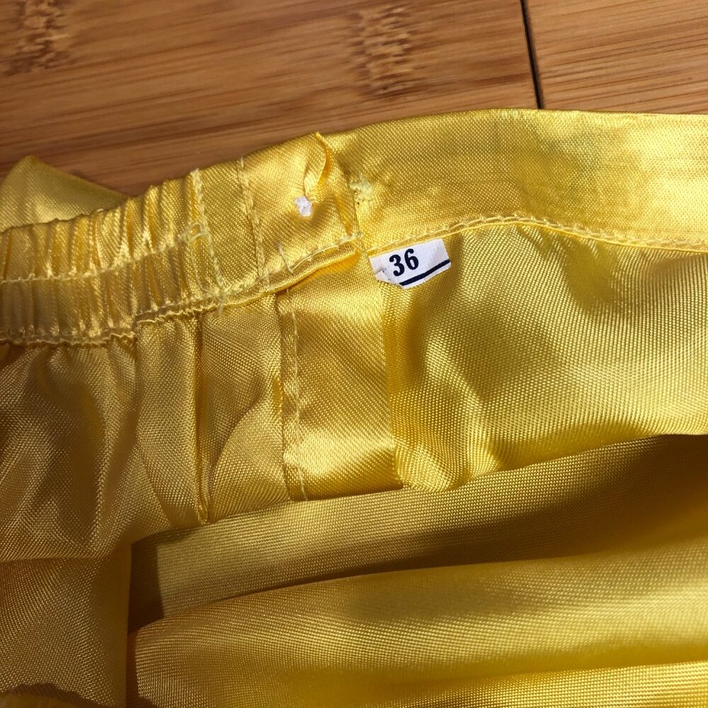 Vintage Daisy Yellow Satin Pajamas Petite XS S High Waisted Retro Easter Egg - Picture 13 of 14